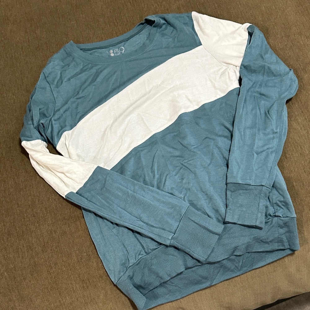 Splits59 pullover - Picture 2 of 2